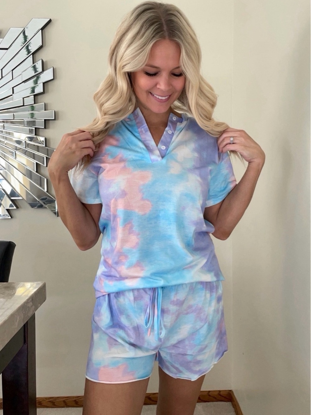 Tie-Dye Pastel V-Neck Short Pajama Set - Women